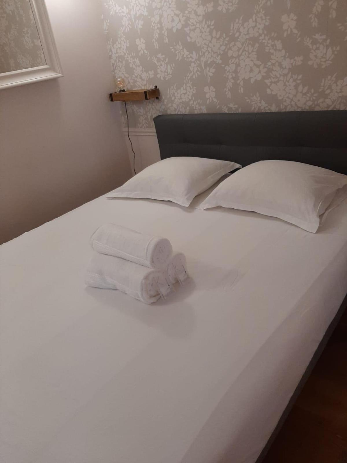 Ancien Atelier Parisien Grand 2 Pieces Apartment Ngoại thất bức ảnh